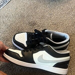 Nike Black and White Low-Top Sneakers with Gray Swoosh